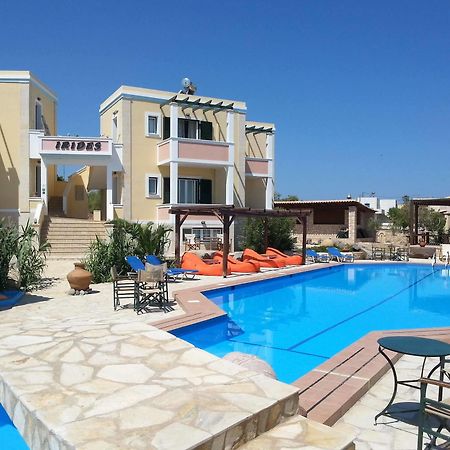 Irides Aparthotel Souvala Bagian luar foto