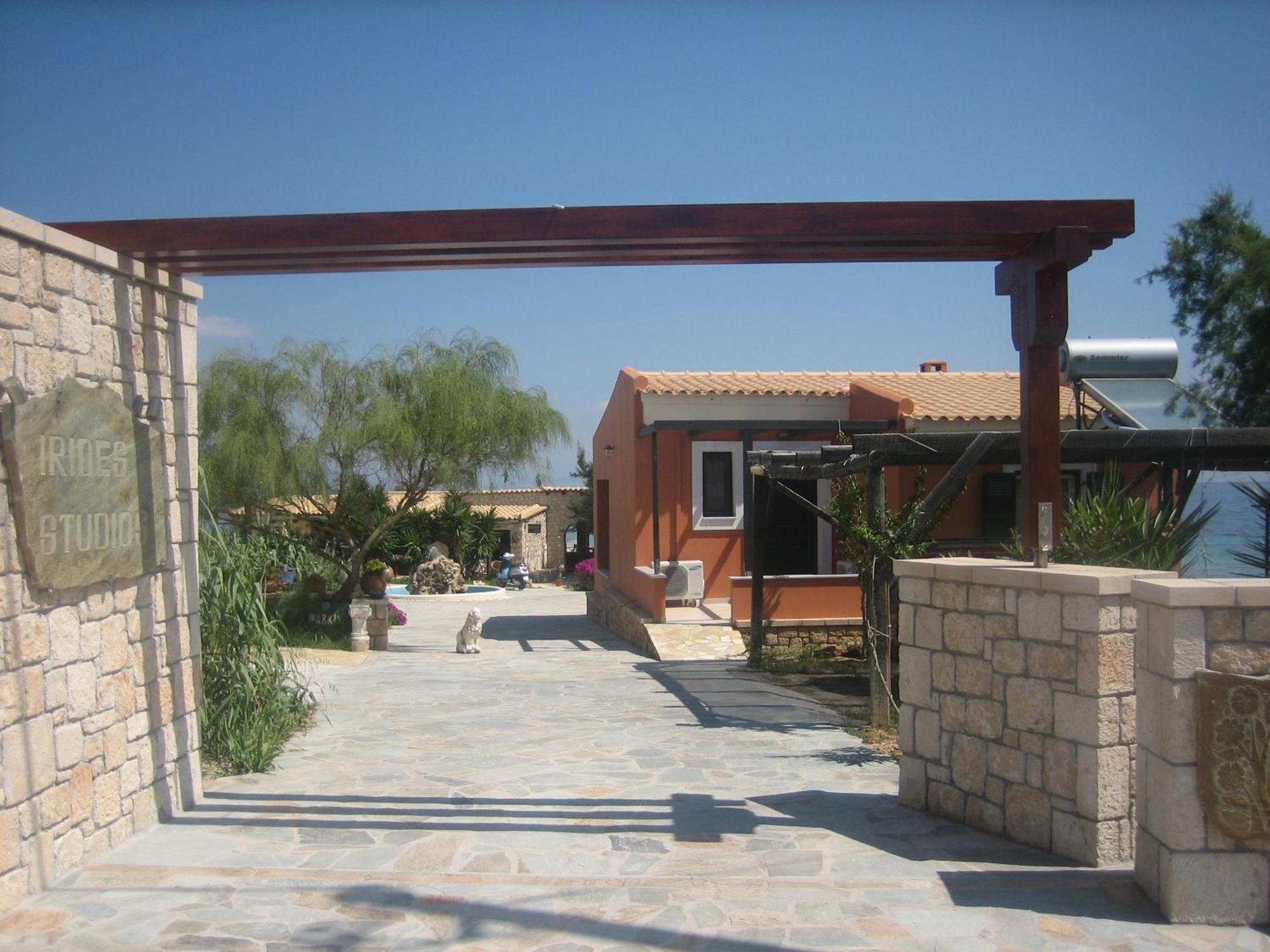 Irides Aparthotel Souvala Bagian luar foto