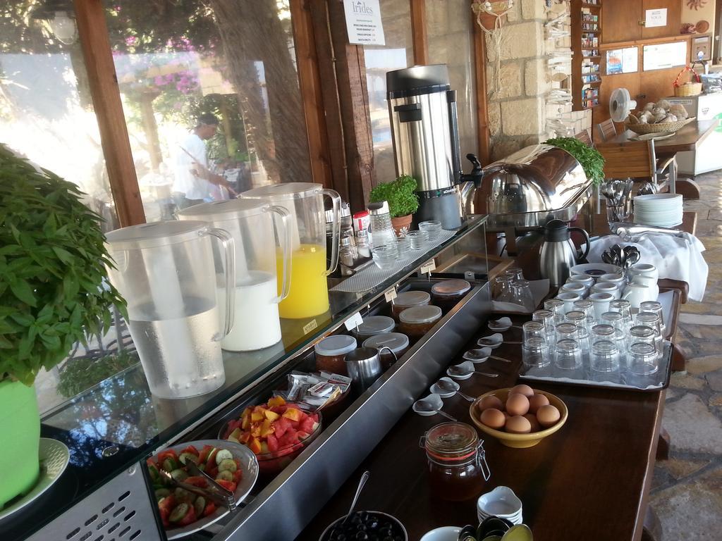 Irides Aparthotel Souvala Bagian luar foto