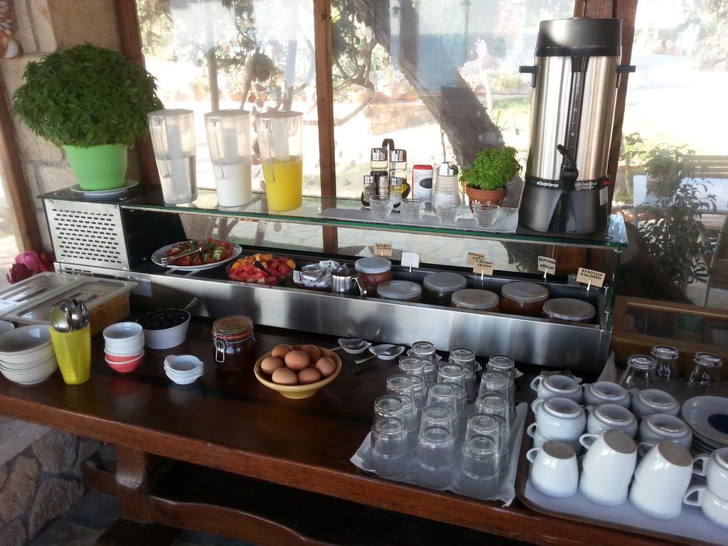 Irides Aparthotel Souvala Bagian luar foto